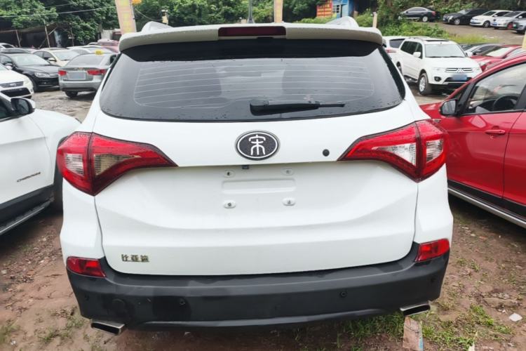 Used BYD Song 2017 Gaishe Upgrade Edition 1.5TID Automatic Elite Model Rear