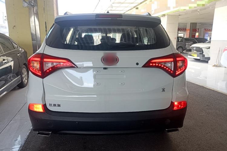 Used BYD Song 2017 Gaishe Upgrade Edition 1.5TID Automatic Elite Model Rear