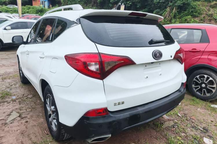 Used BYD Song 2017 Gaishe Upgrade Edition 1.5TID Automatic Elite Model Rear Left 45 Deg