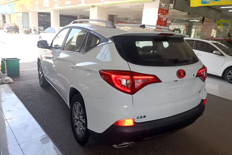 Used BYD Song 2017 Gaishe Upgrade Edition 1.5TID Automatic Elite Model Rear Left 45 Deg