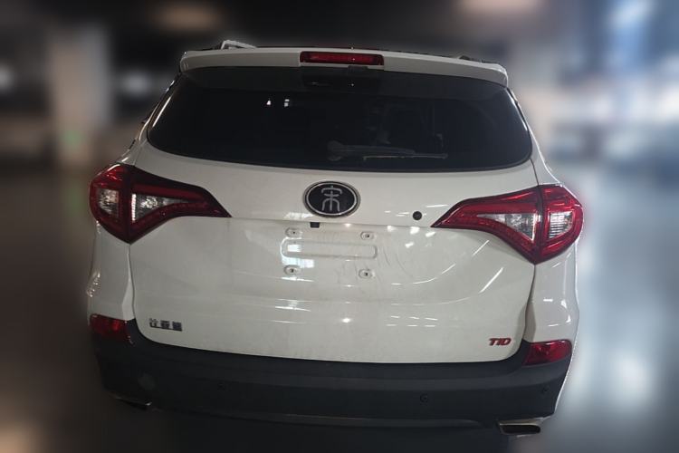 Used BYD Song 2017 Gaishe Upgrade Edition 1.5TID Automatic Elite Model Rear