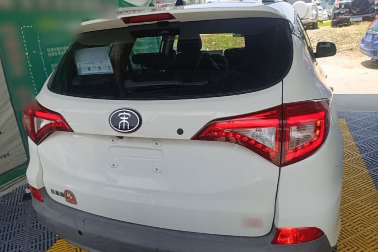 Used BYD Song 2017 Gaishe Upgrade Edition 1.5TID Automatic Elite Model Rear