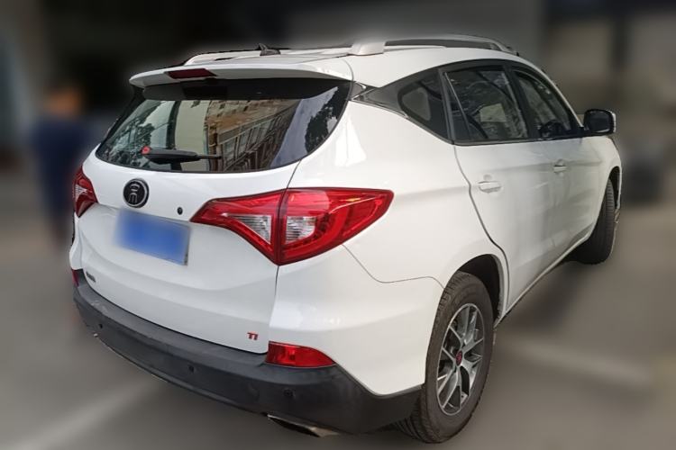 Used BYD Song 2017 Gaishi Upgrade Edition 1.5TI Manual Elite Model Rear Right 45 Deg