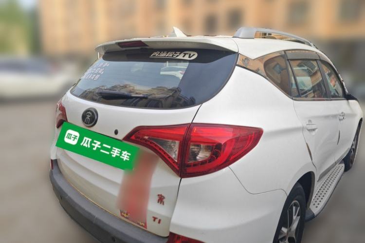 Used BYD Song 2017 Gaishi Upgrade Edition 1.5TI Manual Elite Model Rear Right 45 Deg