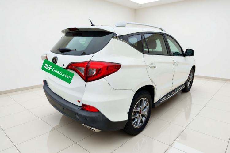 Used BYD Song 2017 Gaishi Upgrade Edition 1.5TI Manual Elite Model Rear Right 45 Deg