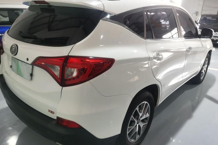 Used BYD Song 2017 Gaishe Upgrade Edition 1.5TID Automatic Elite Model Rear Right 45 Deg