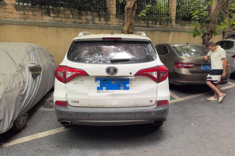 Used BYD Song 2017 Gaishi Upgrade Edition 1.5TI Manual Elite Model Rear