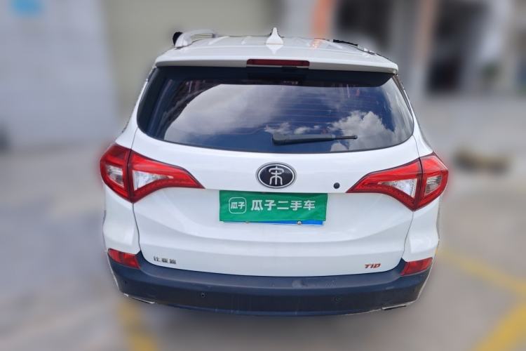 Used BYD Song 2017 Gaishe Upgrade Edition 1.5TID Automatic Elite Model Rear
