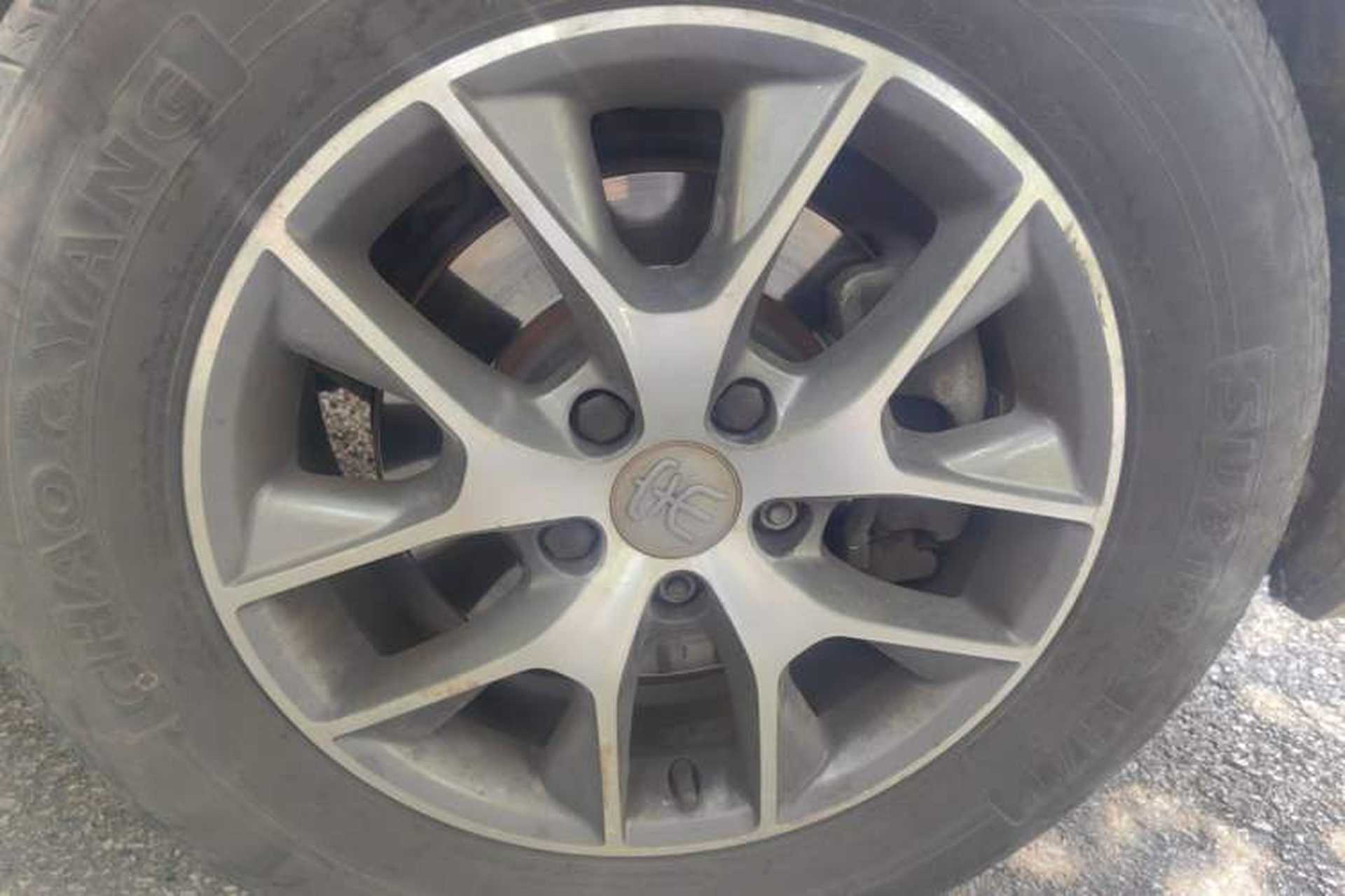 Used BYD Song 2017 Gaishi Upgrade Edition 1.5TI Manual Elite Model Right Front Wheel Hub