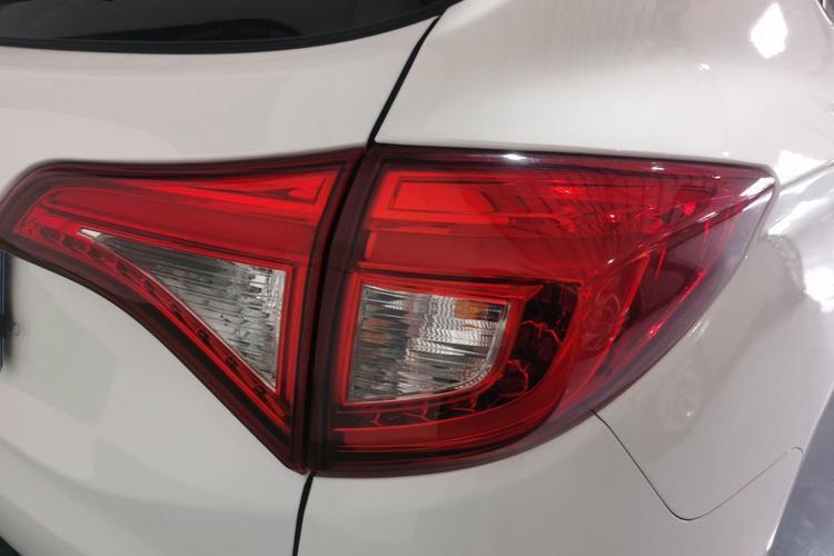 Used BYD Song 2017 Gaishe Upgrade Edition 1.5TID Automatic Elite Model Right Rear Taillight