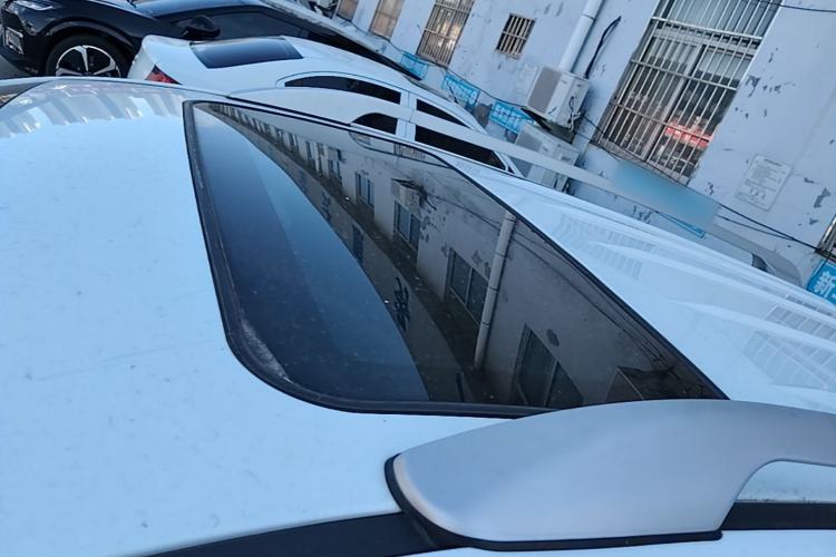 Used BYD Song 2017 Gaishi Upgrade Edition 1.5TI Manual Elite Model Roof