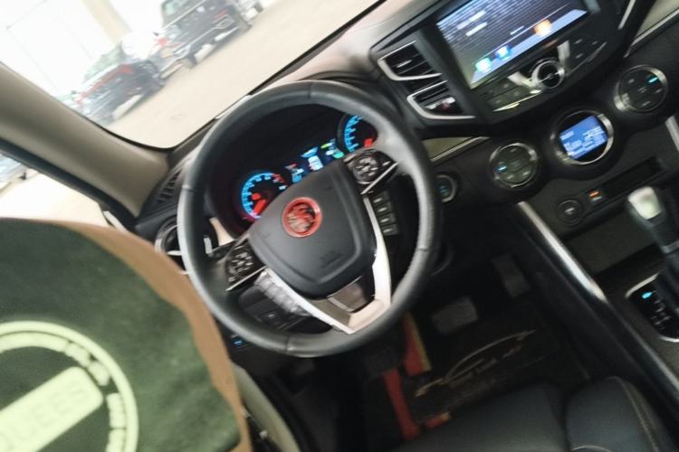 Used BYD Song 2017 Gaishe Upgrade Edition 1.5TID Automatic Elite Model Steering Wheel