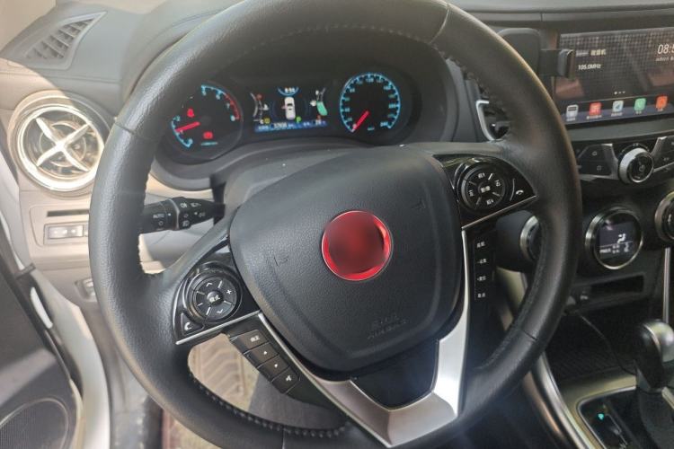 Used BYD Song 2017 Gaishe Upgrade Edition 1.5TID Automatic Elite Model Steering Wheel