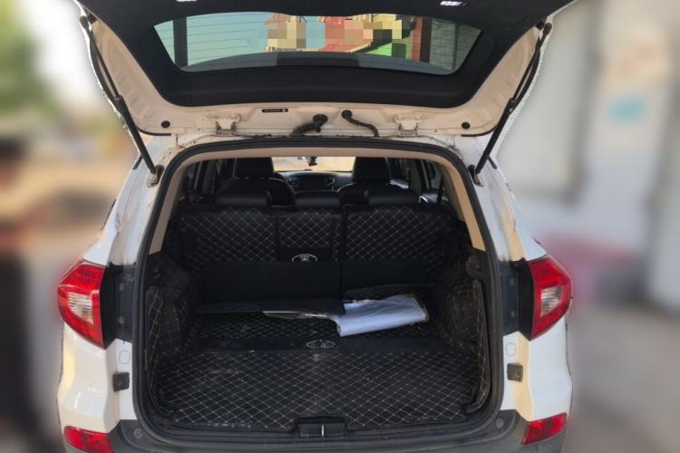 Used BYD Song 2017 Gaishi Upgrade Edition 1.5TI Manual Elite Model Trunk