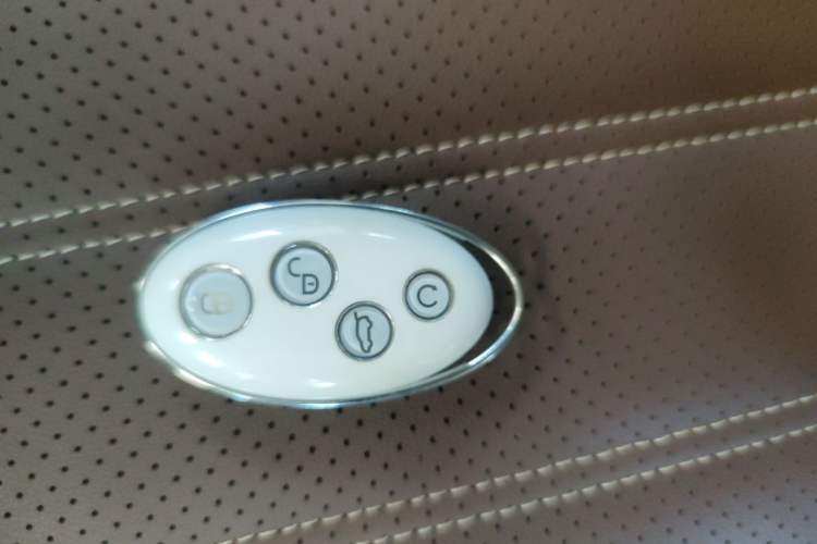 Used BYD Song 2017 Gaishi Upgrade Edition 1.5TI Manual Elite Model Vehicle Key