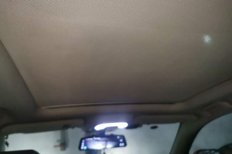 Used BYD Song 2017 Gaishi Upgrade Edition 1.5TID Automatic Luxury Model Headliner