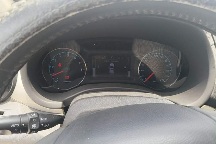 Used BYD Song 2017 Gaishe Upgrade Edition 1.5TID Automatic Elite Model Instrument Cluster