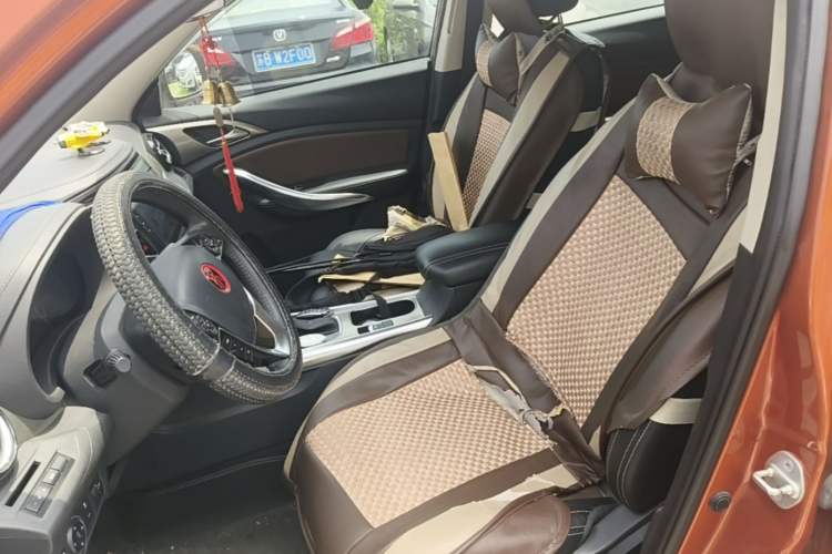 Used BYD Song 2017 Gaishe Upgrade Edition 1.5TID Automatic Elite Model Left Front Seat