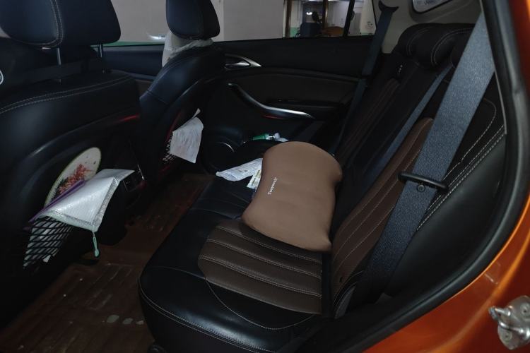 Used BYD Song 2017 Gaishe Upgrade Edition 1.5TID Automatic Elite Model Left Rear Seat