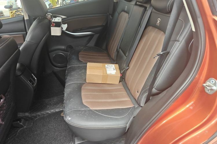 Used BYD Song 2017 Gaishi Upgrade Edition 1.5TI Manual Elite Model Left Rear Seat