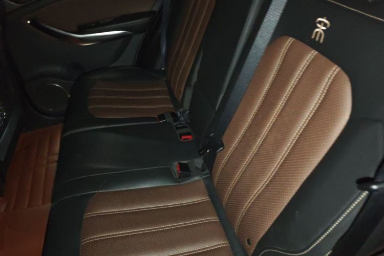 Used BYD Song 2017 Gaishe Upgrade Edition 1.5TID Automatic Elite Model Left Rear Seat