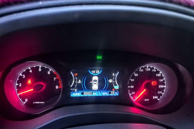 Used BYD Song 2017 Gaishi Upgrade Edition 1.5TI Manual Elite Model Odometer Close Up