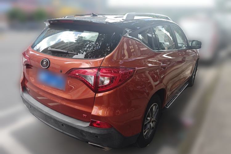 Used BYD Song 2017 Gaishi Upgrade Edition 1.5TI Manual Elite Model Rear Right 45 Deg