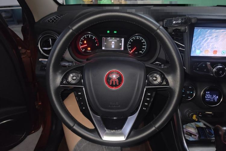 Used BYD Song 2017 Gaishe Upgrade Edition 1.5TID Automatic Elite Model Steering Wheel