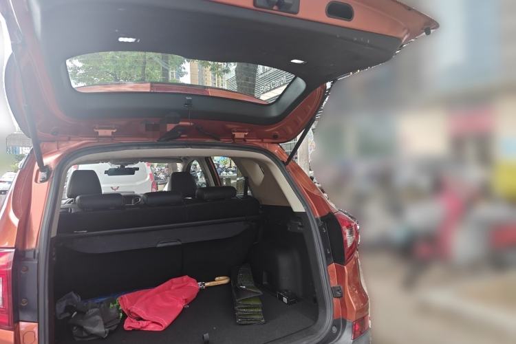 Used BYD Song 2017 Gaishi Upgrade Edition 1.5TI Manual Elite Model Trunk