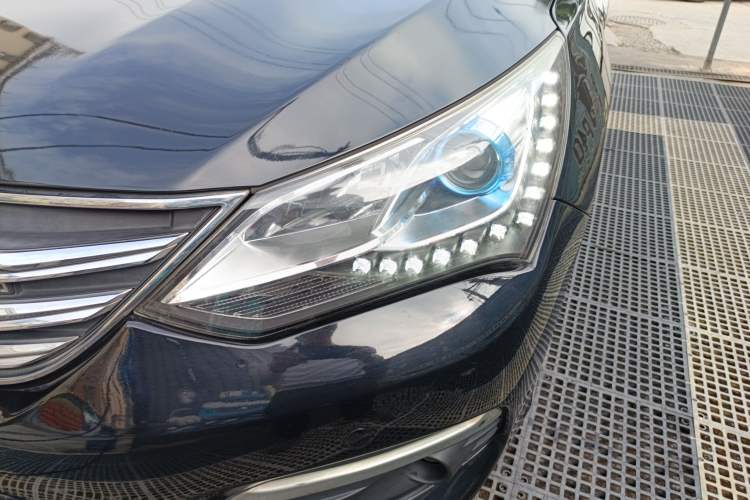 Used BYD Song 2018 1.5TID Automatic Smart Connect Prestige Model Left Front Headlight