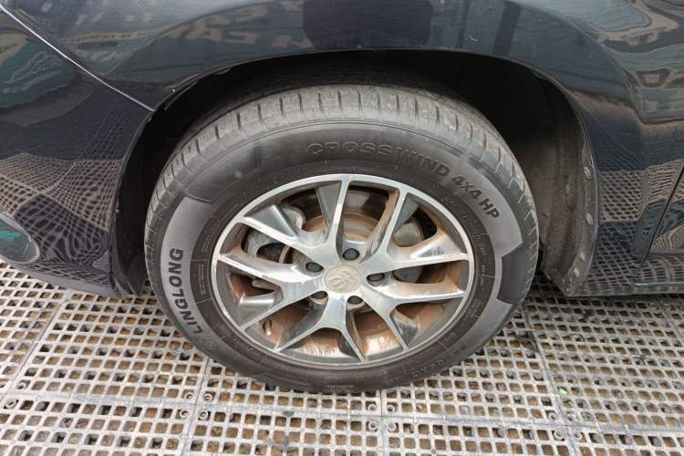 Used BYD Song 2018 1.5TID Automatic Smart Connect Prestige Model Left Front Wheel Hub