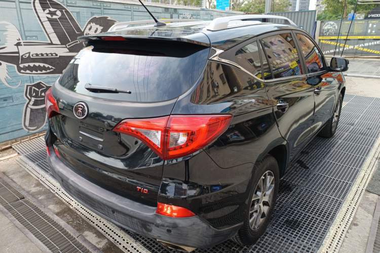 Used BYD Song 2018 1.5TID Automatic Smart Connect Prestige Model Rear Right 45 Deg