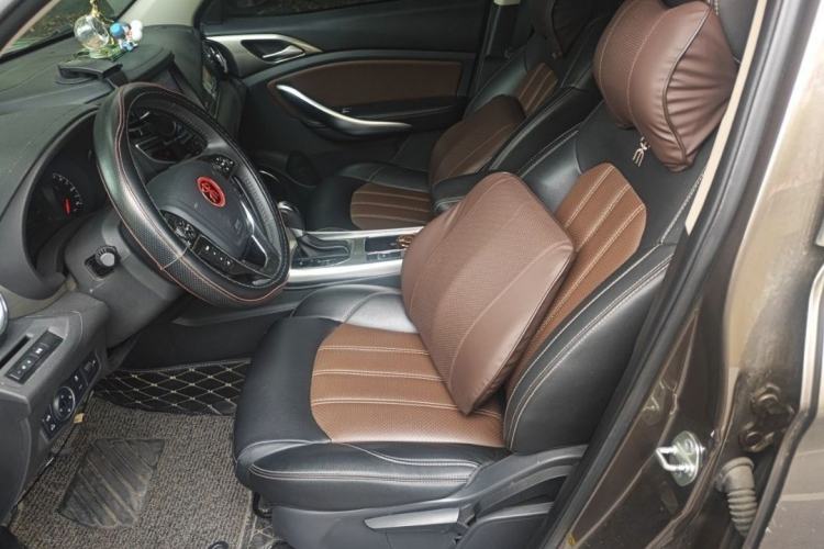 Used BYD Song 2018 1.5TID Automatic Smart Connect Prestige Model Interior 1