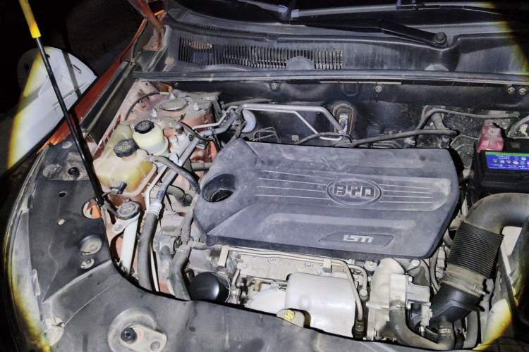 Used BYD Song 2018 1.5TI Manual Smart Connect Enjoyment Model Engine Bay Right