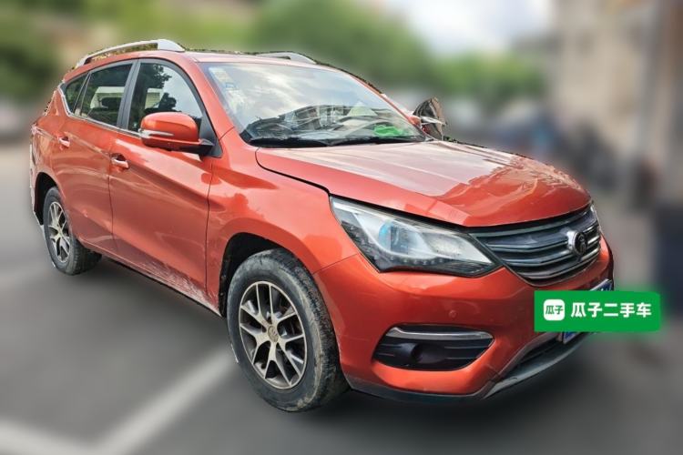 Used BYD Song 2018 1.5TID Automatic Smart Connect Prestige Model Front Right 45 Deg