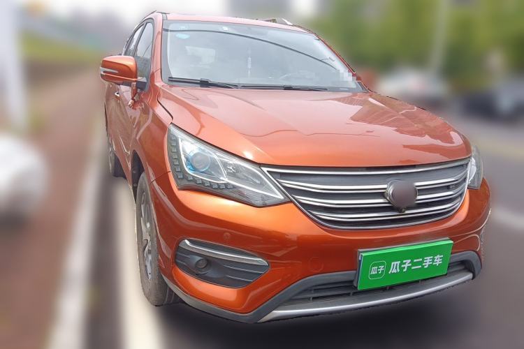 Used BYD Song 2018 1.5TI Manual Smart Connect Enjoyment Model Front Right 45 Deg