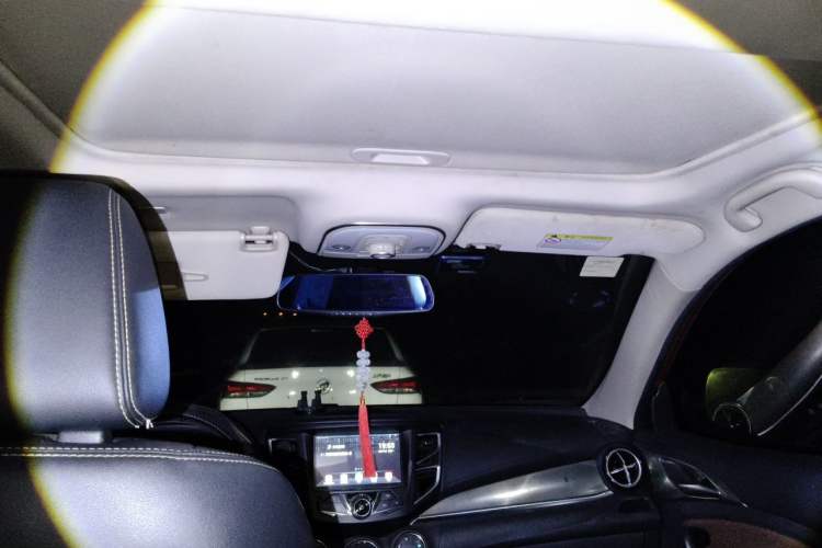 Used BYD Song 2018 1.5TI Manual Smart Connect Enjoyment Model Headliner