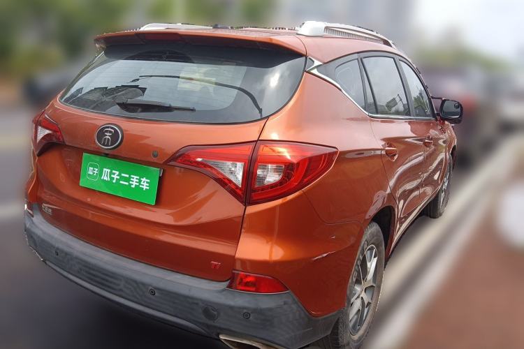 Used BYD Song 2018 1.5TI Manual Smart Connect Enjoyment Model Rear Right 45 Deg