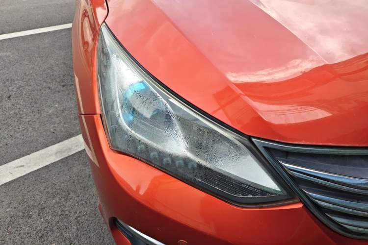 Used BYD Song 2018 1.5TID Automatic Smart Connect Prestige Model Right Front Headlight