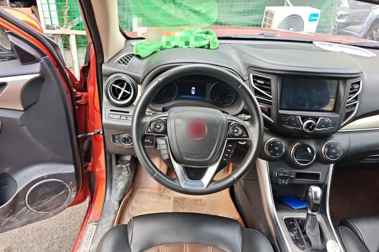 Used BYD Song 2018 1.5TID Automatic Smart Connect Prestige Model Steering Wheel