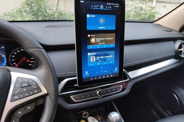 Used BYD Song 2018 1.5TID Automatic Smart Connect Prestige Model Audio And AC Panel