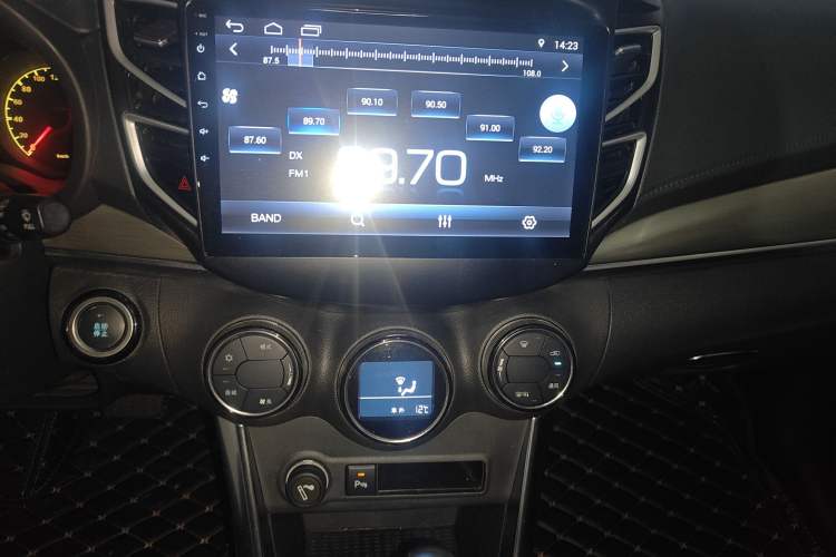 Used BYD Song 2018 1.5TID Automatic Comfort Model Audio And AC Panel