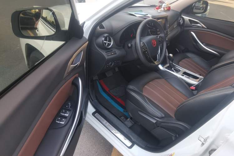 Used BYD Song 2018 1.5TID Automatic Smart Connect Prestige Model Driver Seat