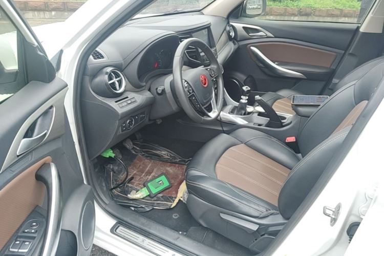 Used BYD Song 2018 1.5TI Manual Smart Connect Enjoyment Model Driver Seat
