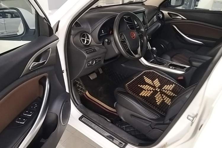 Used BYD Song 2018 1.5TID Automatic Smart Connect Prestige Model Driver Seat