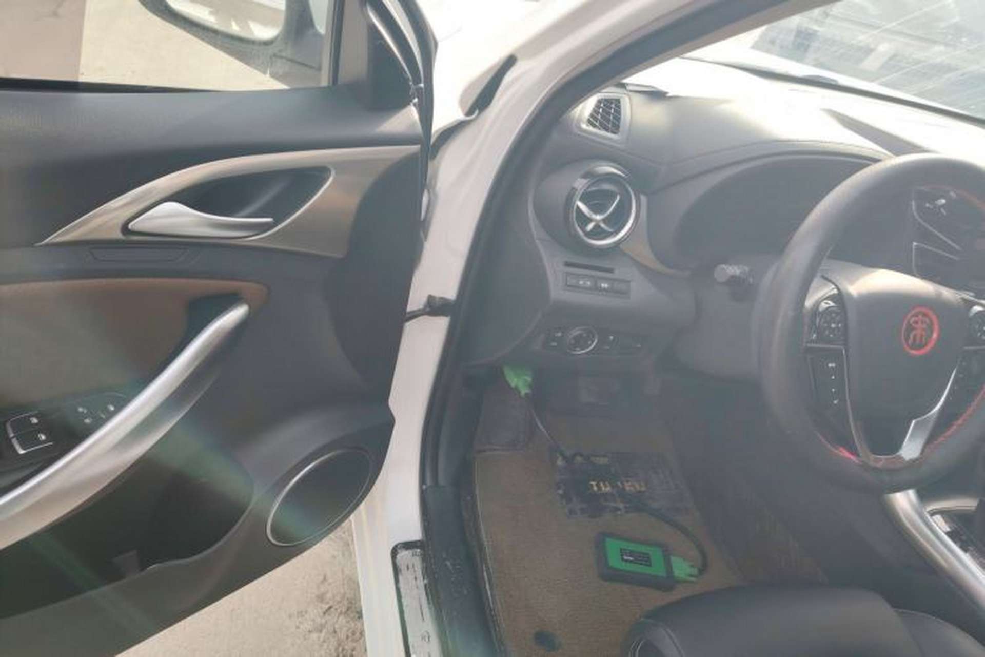 Used BYD Song 2018 1.5TID Automatic Smart Connect Prestige Model Driver Seat
