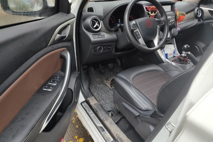Used BYD Song 2018 1.5TI Manual Entry-Level Model Driver Seat