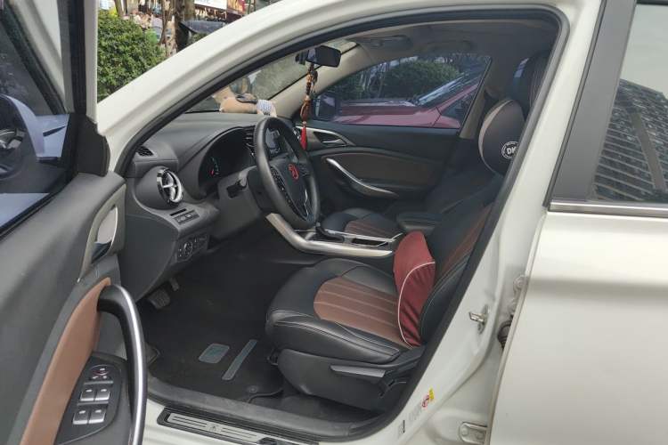 Used BYD Song 2018 1.5TID Automatic Smart Connect Prestige Model Driver Seat