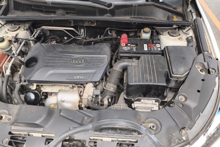 Used BYD Song 2018 1.5TI Manual Smart Connect Luxury Model Engine Bay Left
