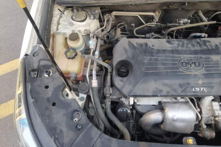 Used BYD Song 2018 1.5TID Automatic Smart Connect Prestige Model Engine Bay Right